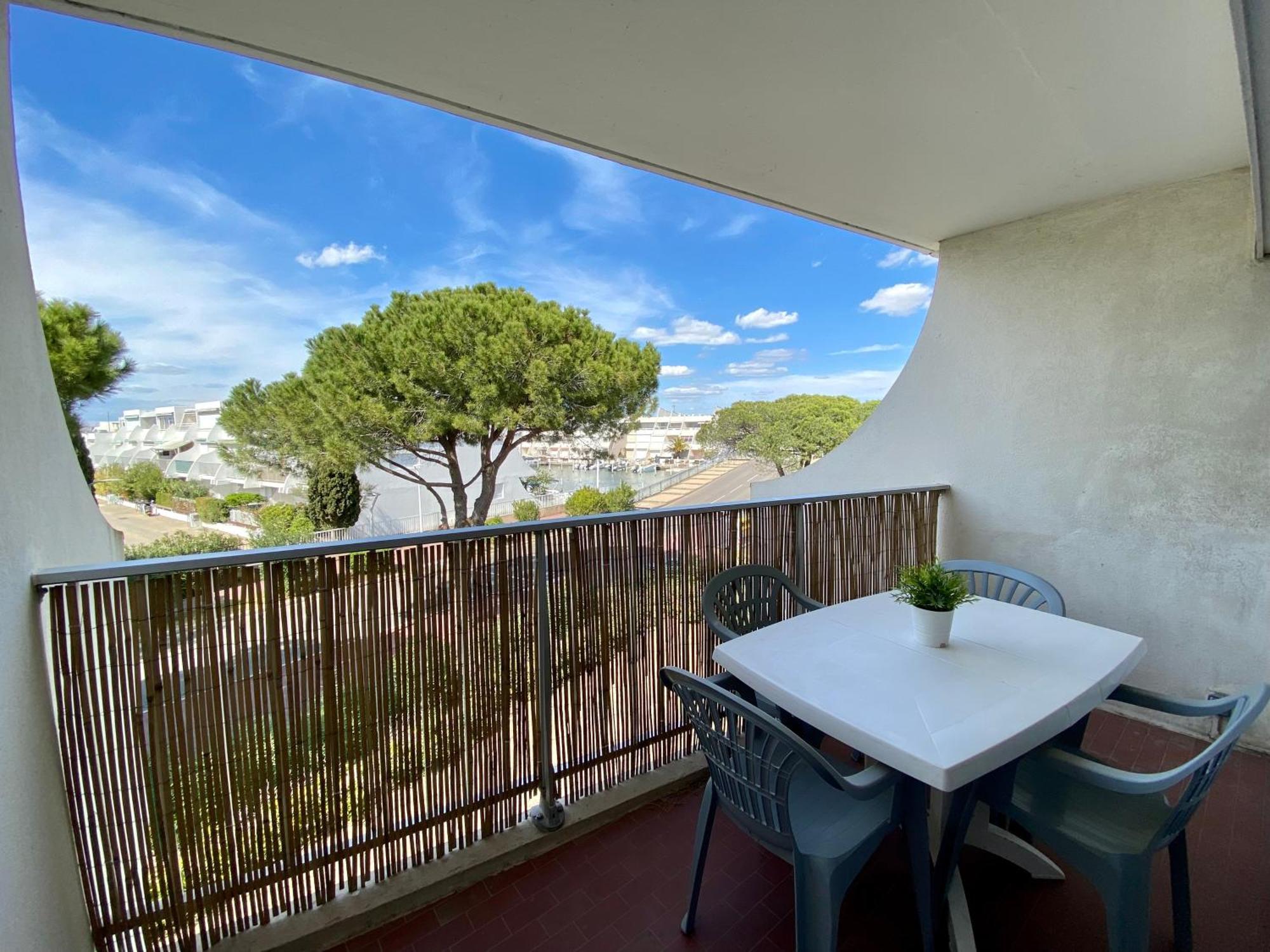 Les Caravelles Port Camargue Apartment Le Grau-du-Roi Exterior photo